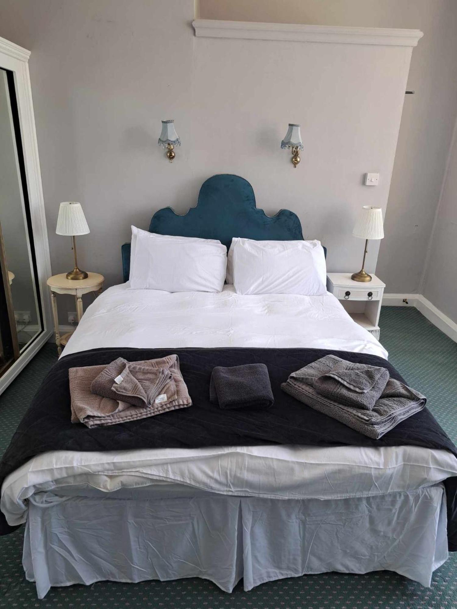 The Ilchester Arms Hotel Abbotsbury Exteriör bild